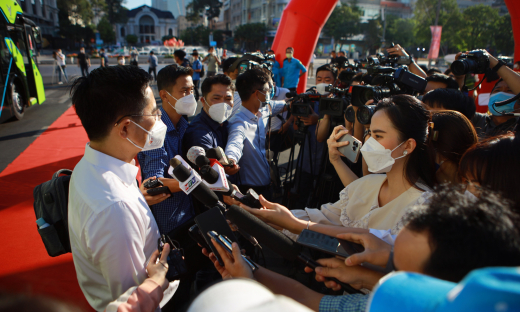 Lấy lại sức sống, doanh nghiệp rất cần “Sự đồng hành của người bạn báo chí”