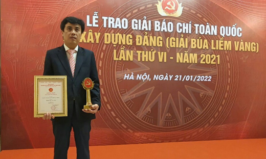 Muốn bác bỏ những luận điệu xuyên tạc, người làm báo phải đọc nhiều, rất nhiều