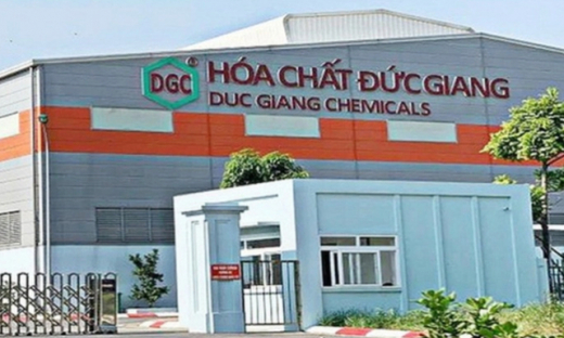 Hóa chất Đức Giang (DGC) cổ phiếu sàn 5 phiên liên tiếp, vẫn trả cổ tức tỷ lệ 30%