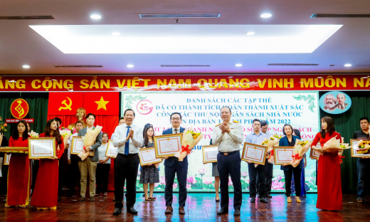 Nam A Bank đóng góp tích cực vào ngân sách nhà nước, đồng hành cùng địa phương phát triển kinh tế