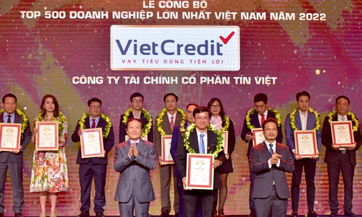 Lần thứ hai liên tiếp, VietCredit được vinh danh top 500 doanh nghiệp lớn nhất Việt Nam VNR500 2022