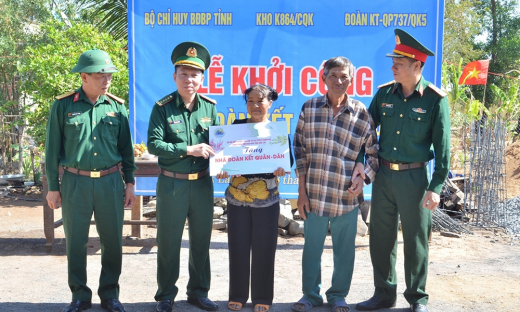 Đắk Lắk: Khởi công “Nhà đoàn kết quân dân” tặng gia đình khó khăn khu vực biên giới trên địa bàn tỉnh