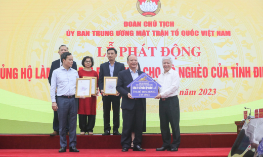 T&T Group ủng hộ 5 tỷ đồng hỗ trợ làm nhà cho người nghèo tỉnh Điện Biên