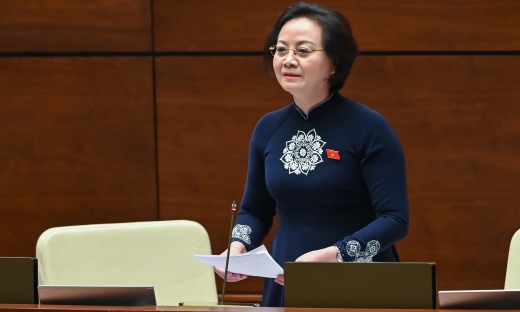 Bộ trưởng Bộ Nội vụ trả lời cử tri Hà Nội về tiền lương, phụ cấp, công tác cán bộ cơ sở