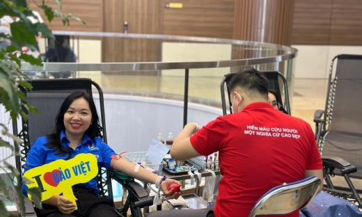 Cán bộ Bảo Việt hiến 2.800 đơn vị máu trong chương trình hiến máu tình nguyện “Bảo Việt- Vì những niềm tin của bạn”