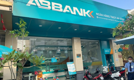 Nợ xấu tăng mạnh, chi phí dự phòng rủi ro đang bào mòn lợi nhuận của ABBank (ABB) ra sao?