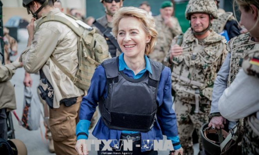 Ursula von der Leyen - “siêu nhân” vượt thách thức