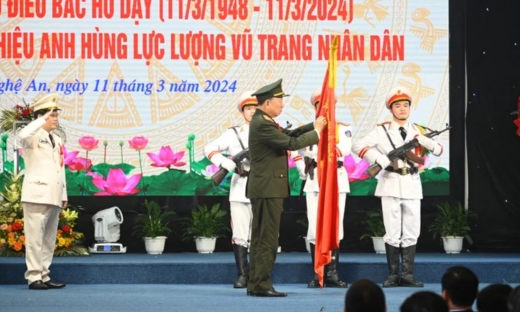 ‘Xứng danh Anh hùng lực lượng vũ trang nhân dân trên quê hương Chủ tịch Hồ Chí Minh kính yêu’