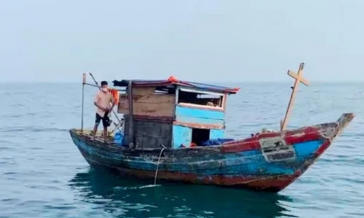 Đã tìm thấy thi thể người vợ sau 10 ngày mất tích trên biển Hà Tĩnh