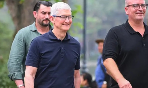 Lý do CEO Apple bất ngờ đến Việt Nam?