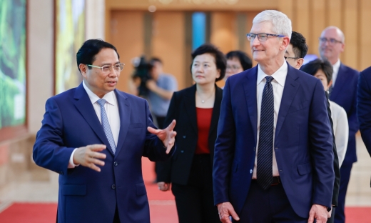 Thủ tướng Phạm Minh Chính tiếp CEO Tim Cook, đề nghị xác định Việt Nam là một cứ điểm của Apple trên toàn cầu