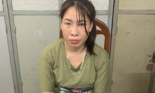 Bắt 'nữ quái' mang 2.000 viên ma túy đi tiêu thụ ở Nghệ An