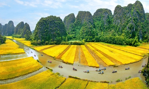 Việt Nam quê hương ta đẹp lắm…