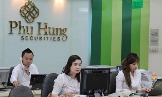 Chứng khoán Phú Hưng (PHS) lợi nhuận sụt giảm 93%, phải đóng cửa chi nhánh