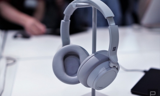 Microsoft ra mắt tai nghe không dây Surface Headphones mới