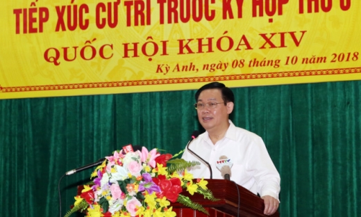 Phó Thủ tướng Vương Đình Huệ tiếp xúc cử tri tỉnh Hà Tĩnh