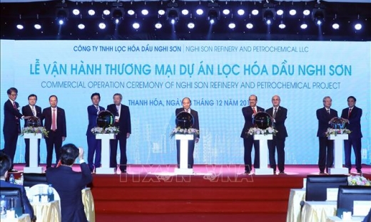 Thủ tướng Nguyễn Xuân Phúc dự lễ Vận hành thương mại Liên hợp Lọc hóa dầu Nghi Sơn.
