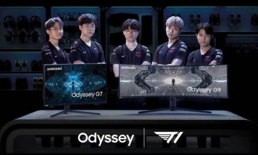 Samsung ra mắt 2 màn hình cong Odyssey dành cho game thủ