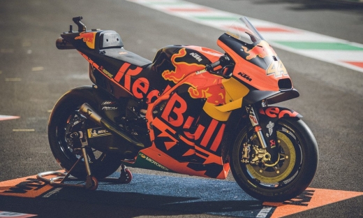 Xe KTM RC16 thi đấu mùa giải MotoGP 2019 được bán với giá 7,8 tỷ đồng
