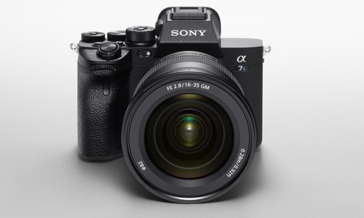 Sony trình làng máy ảnh A7S III có thể quay được video 4K 120p