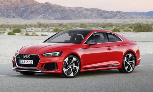 Mỹ: Xe sang Audi RS5 Coupe gặp lỗi không thể mở cửa từ bên ngoài