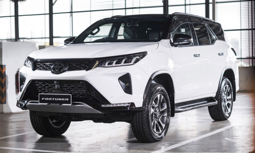 Toyota Fortuner 2021 chính thức ra mắt tại Malaysia