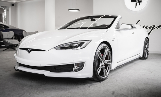 Tesla Model S được độ thành xe mui trần