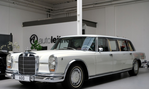 Mercedes-Benz 600 Pullman đời 1975 có giá bán lên tới gần 2,6 triệu USD