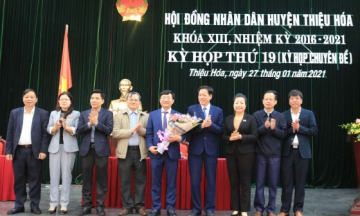 Thiệu Hoá có tân Chủ tịch huyện trẻ nhất tỉnh