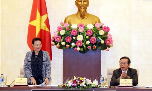 Chủ tịch Quốc hội làm việc với Tập đoàn Dầu khí Việt Nam