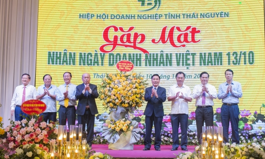 Thái Nguyên : Gặp mặt tri ân những “cánh chim” không mỏi nhân ngày Doanh nhân Việt Nam