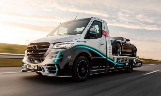 Mercedes-Benz Sprinter được nâng cấp thành xe bán tải, giá 147.000 USD