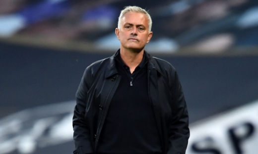 CLB Tottenham sa thải HLV Mourinho