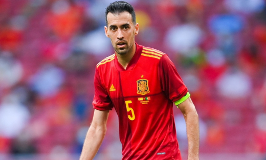 Sergio Busquets dương tính với Covid-19