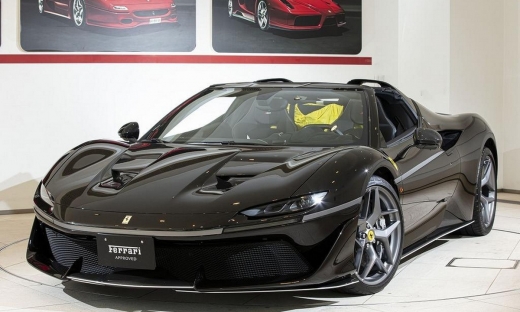 Khám phá siêu xe Ferrari J50 dành riêng cho thị trường Nhật Bản