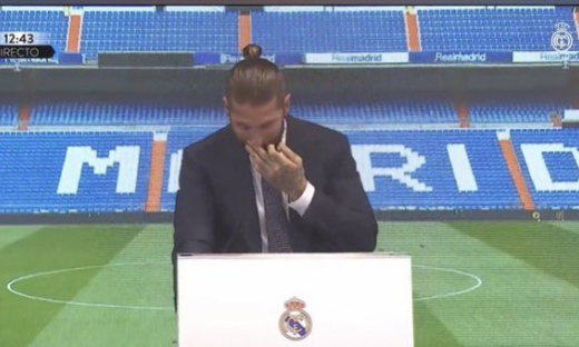 Trung vệ Sergio Ramos bật khóc khi chia tay Real Madrid