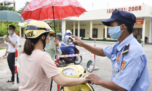 Quảng Ngãi: Người dân thành phố không được ra khỏi nhà sau 21h