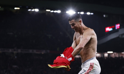 Ronaldo ghi bàn phút bù giờ, Man Utd lội ngược dòng thắng 2-1 Villarreal