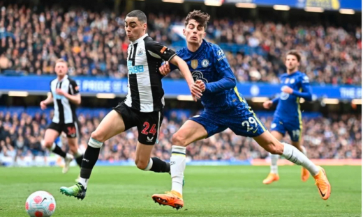 Chelsea chật vật thắng Newcastle để duy trì vị trí trong top 4