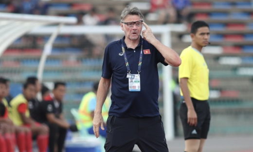 Huấn luyện viên Troussier: 'U22 Việt Nam chơi tốt, thua do non kinh nghiệm'