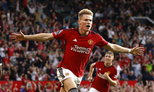 McTominay rực sáng, MU ngược dòng đánh bại Brentford