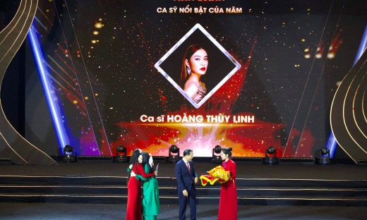 Hoàng Thùy Linh vinh dự nhận giải thưởng 'Ca sĩ nổi bật của năm'