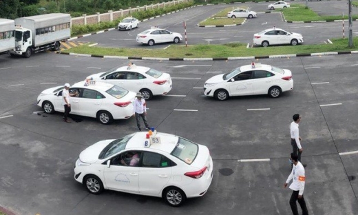 Hà Nội yêu cầu không tăng phí đào tạo lái ô tô, giữ nguyên mức 15,59 triệu đồng