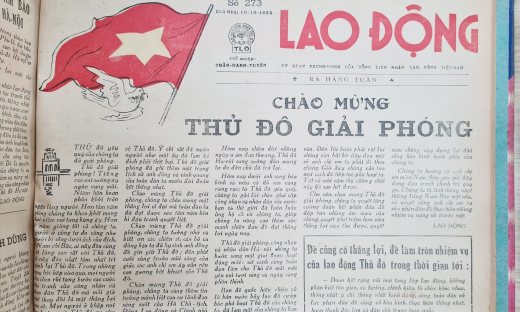 Không khí hào hùng Ngày Giải phóng Thủ đô năm 1954 qua những trang báo: Trời thu mà đẹp như ngày Tết