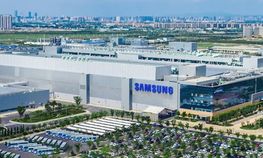 Samsung ế khách, hoãn nhận thiết bị sản xuất chip ASML