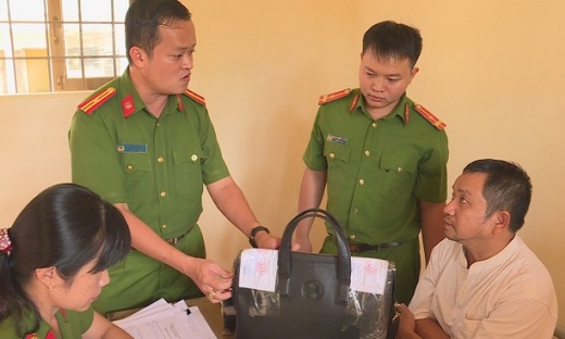 Khởi tố Thanh tra viên Sở Nội vụ Đắk Lắk nhận hối lộ