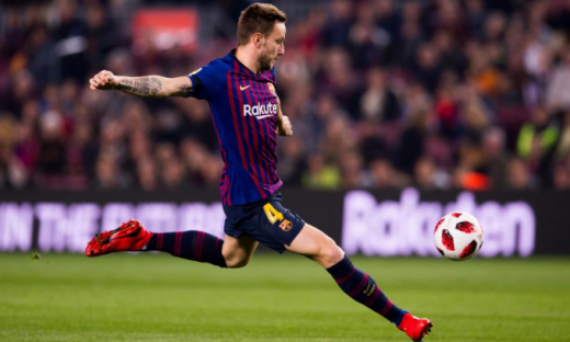 Ngôi sao của Barcelona – Ivan Rakitic chấp nhận rủi ro để trở lại sân cỏ