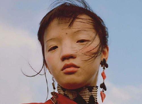Tại sao người châu Á, đặc biệt là người Việt Nam, thường có mũi tẹt?
