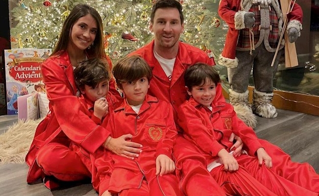 Messi, Ronaldo đón Giáng sinh đầм ấм Ƅên gia đình nhỏ