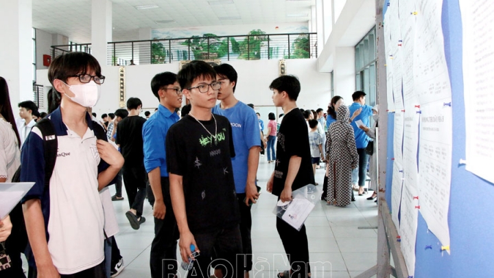 Hà Nam: Trên 1.200 thí sinh bước vào Kỳ thi tuyển sinh lớp 10 Trường THPT chuyên Biên Hòa